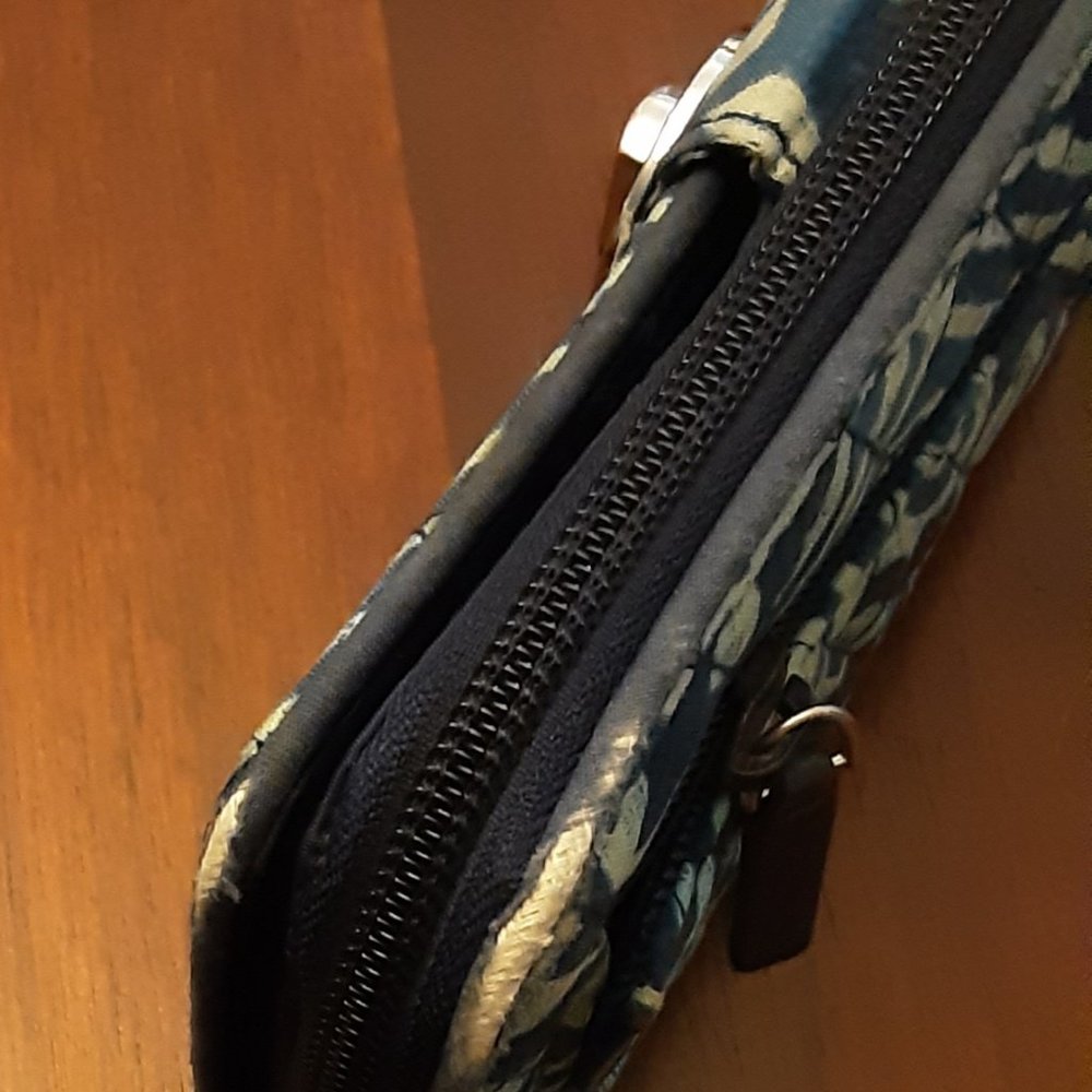 Vera Bradley Wallet - Picture 3 of 5